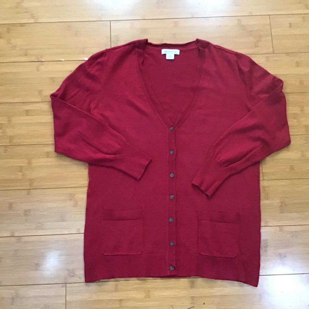 Liz Claiborne cardigan with pockets, red V neck.